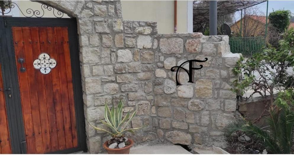 Willa Stone House In Buljarica Petrovac Zewnętrze zdjęcie